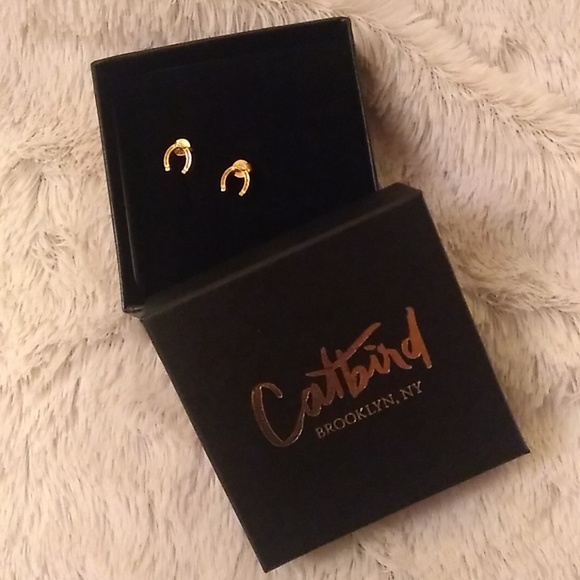 catbird Jewelry - Catbird Horseshoe Studs